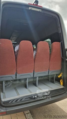 Minibusz MERCEDES-BENZ Sprinter Lord Light 22 Sitzer 3 x Lagerfahrzeug