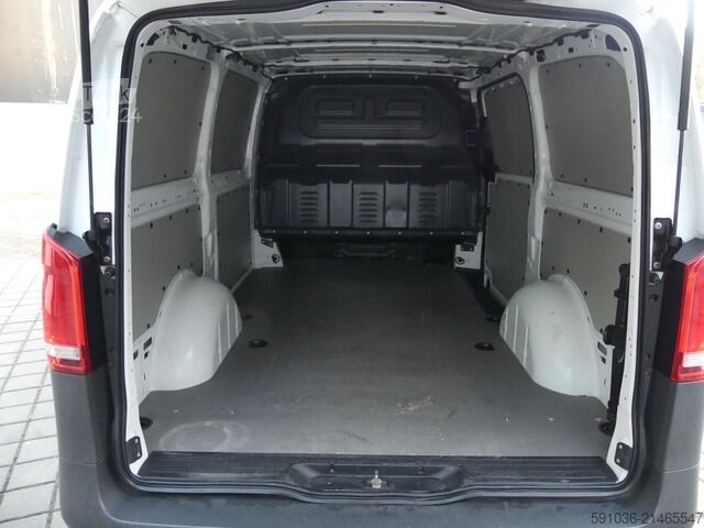 Furgão de painéis mercedes-benz Sprinter Kasten 215 CDI FWD L1 LED-HIGH/MBUX/KAM