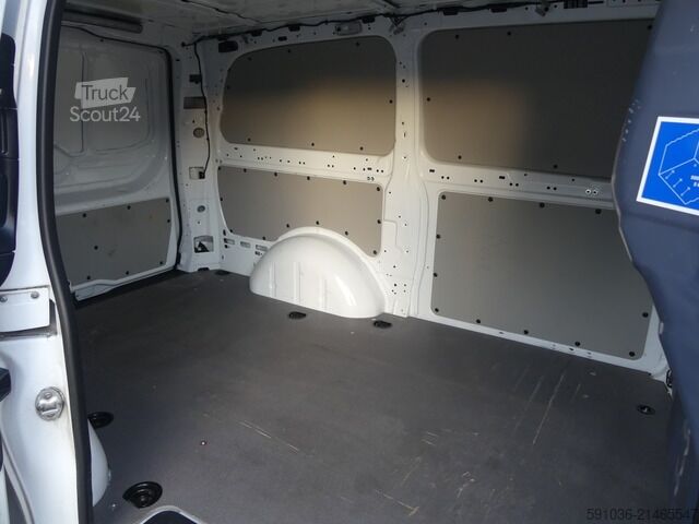 Furgão de painéis mercedes-benz Sprinter Kasten 215 CDI FWD L1 LED-HIGH/MBUX/KAM