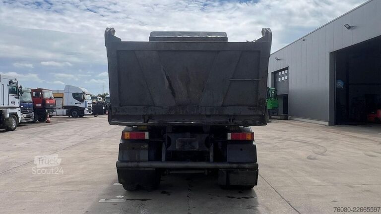 3-sidig tipp MAN 32.372 (13T AXLES / LAMES / GRAND PONT / BIG AX...