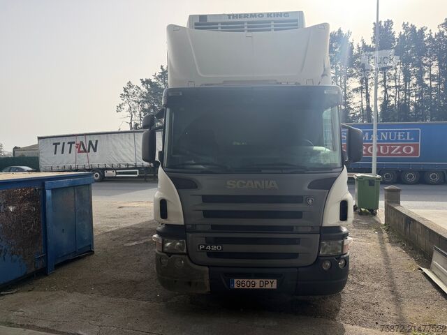 Camion frigorifique SCANIA P 420 CAJA FRIGO 18T