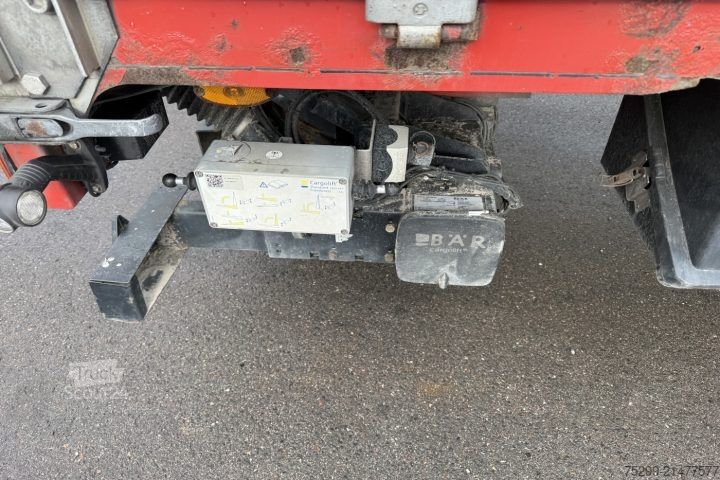 Semi-reboque aberto com lona Schwarzmüller SPA2/E Brücke mit Verdeck / Swiss-Vehicle