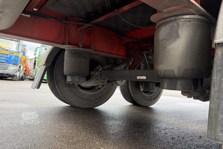 Semi-reboque aberto com lona Schwarzmüller SPA2/E Brücke mit Verdeck / Swiss-Vehicle