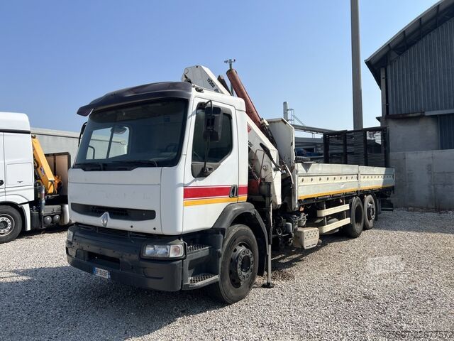 Vrachtwagen met vaste laadvloer, oprijplaat en kraan Renault Premium 300