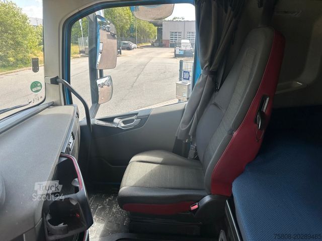 Kamion z zamenljivo nadgradnjo VOLVO FH460 BDF 7,82m  ACC Lane Guard Xenon