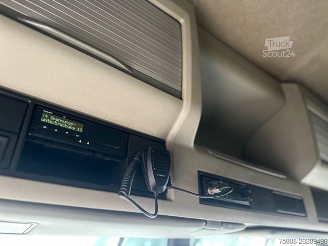 Nákladné vozidlo na nebezpečné materiály VOLVO FM450 Glob. ADR EXIII/EXIII/PTO ACC