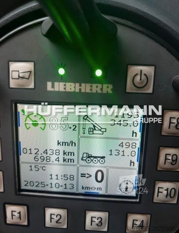 Jeřáb na nákladním automobilu LIEBHERR LTM 1090-4.2