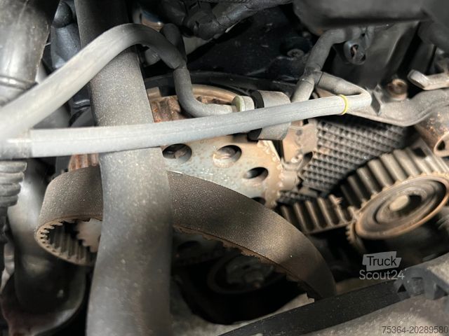 Minibus VOLKSWAGEN Crafter 2.0 Tdi Maxi L3 9 Sitze Engine Broken