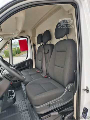 Stationwagen met hoog dak Fiat Ducato F5247 L2H2 3,5T Diesel 140pk Automaat