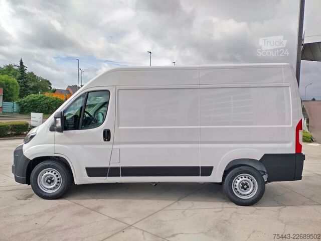 Stationwagen met hoog dak Fiat Ducato F5247 L2H2 3,5T Diesel 140pk Automaat