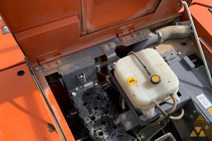 Rupsgraafmachine Hitachi ZX225USLC-6