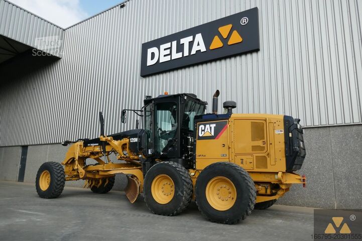 Greyder Caterpillar 120M2