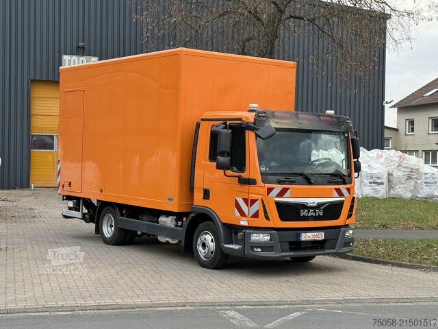 Vrachtwagen met bakwagen MAN TGL 8.220 - 159 TKm - Koffer - LBW