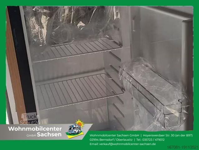 Pusiau integruotas kemperis CHALLENGER 328 Etape Arctic Hubbett