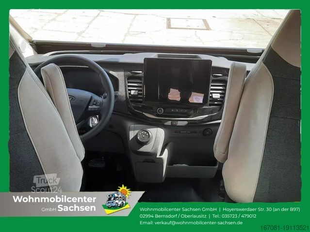 Pusiau integruotas kemperis CHALLENGER 328 Etape Arctic Hubbett