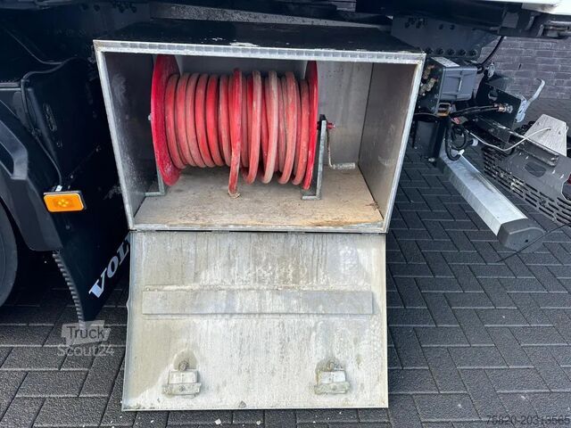 Pompe à béton Volvo FM 450 8X4 + OVERMAT MSA 22.13 EPS PTO CEMENT/M...