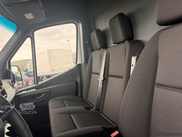 Kastenwagen MERCEDES-BENZ Sprinter 319 CDI Extralang DISTRONIC Kamera LED