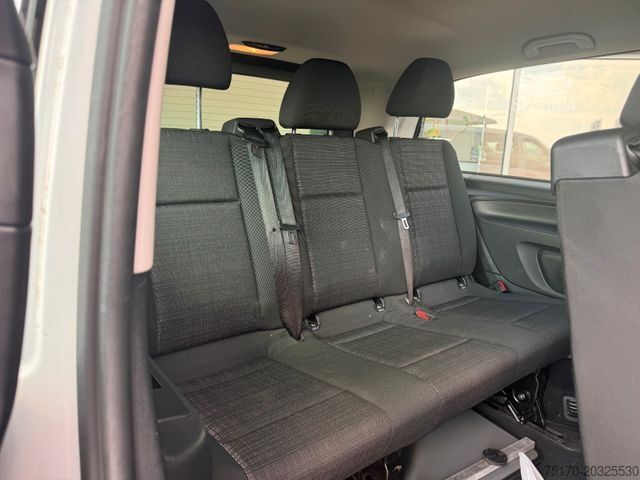 Ploščati dostavnik MERCEDES-BENZ Vito 114 CDI Tourer Begleitfahrzeug BF3+ / WVZ