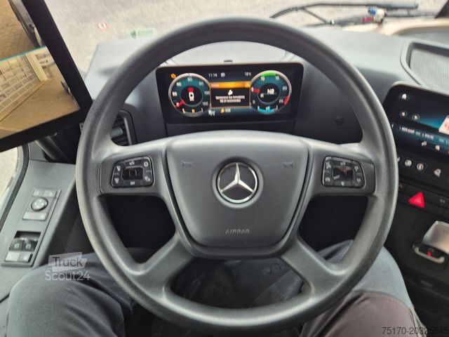 Standard SZM MERCEDES-BENZ Actros 1848 LS Öl-Retarder Standklima BigSpace