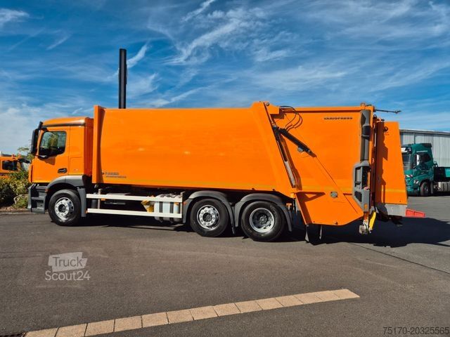 Szemetesautó MERCEDES-BENZ Actros 2533 L Faun Variopress II524 V19 Zoeller