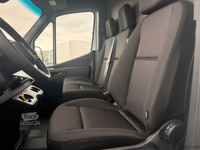 Фургон с высокой крышей MERCEDES-BENZ Sprinter 319 CDI Extralang DISTRONIC Kamera LED