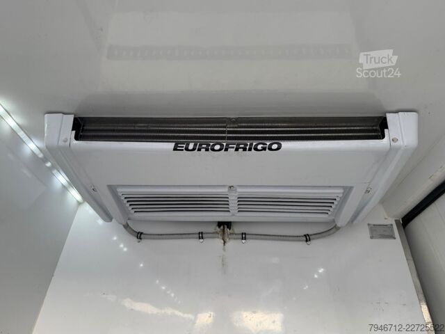 Рефрижераторний фургон PEUGEOT Boxer Kühlkasten L4H2 BlueHDi 130 *44.000 Km*