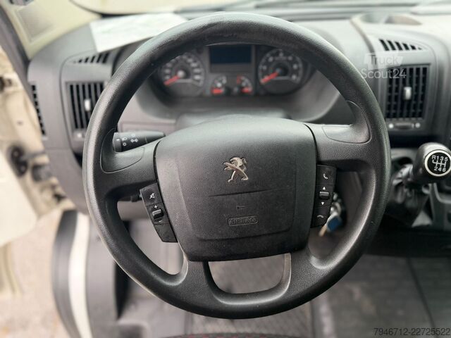 Рефрижераторний фургон PEUGEOT Boxer Kühlkasten L4H2 BlueHDi 130 *44.000 Km*