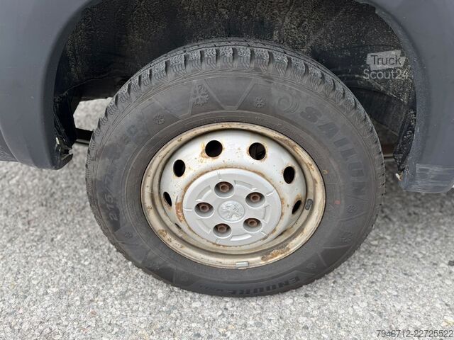 Рефрижераторний фургон PEUGEOT Boxer Kühlkasten L4H2 BlueHDi 130 *44.000 Km*
