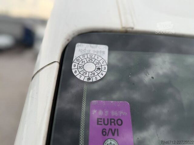Рефрижераторний фургон PEUGEOT Boxer Kühlkasten L4H2 BlueHDi 130 *44.000 Km*
