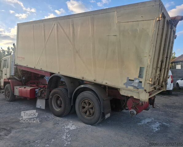 Kraan op vrachtwagen gemonteerd Volvo fs 10 benne basculante Fs10