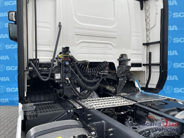 Štandardný ťahač Scania R 420 A4x2NA DIFF-LOCK CRB LED VECTO 3 ACC