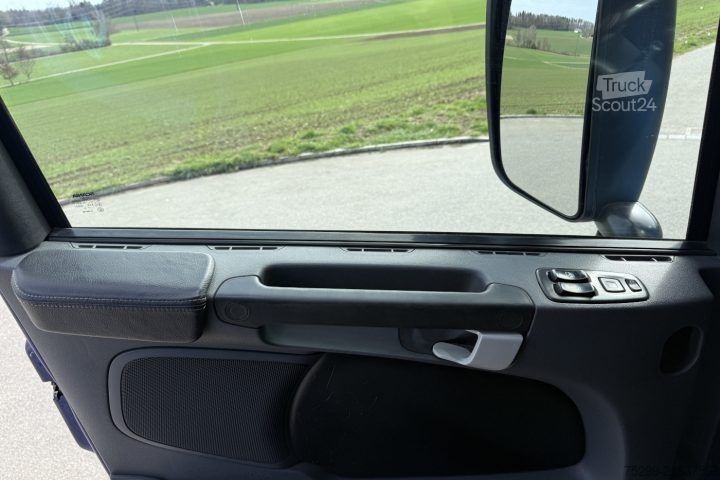 Tracteur routier standard Scania R730 LA6x4HNB Kipphydraulik / Swiss-Vehicle