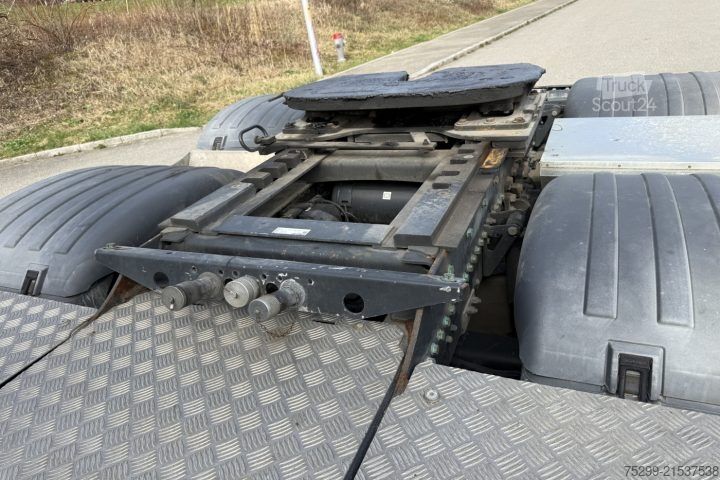 Tracteur routier standard Scania R730 LA6x4HNB Kipphydraulik / Swiss-Vehicle