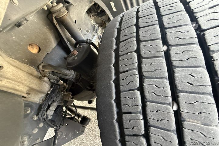 Tracteur routier standard Scania R730 LA6x4HNB Kipphydraulik / Swiss-Vehicle