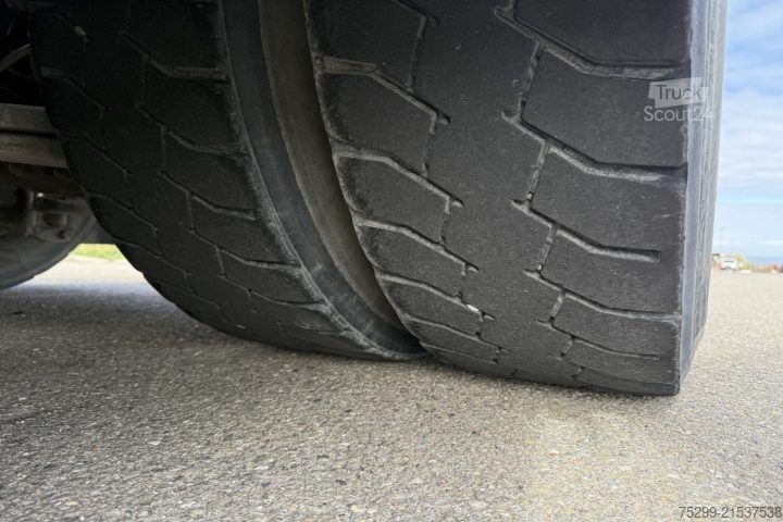 Tracteur routier standard Scania R730 LA6x4HNB Kipphydraulik / Swiss-Vehicle