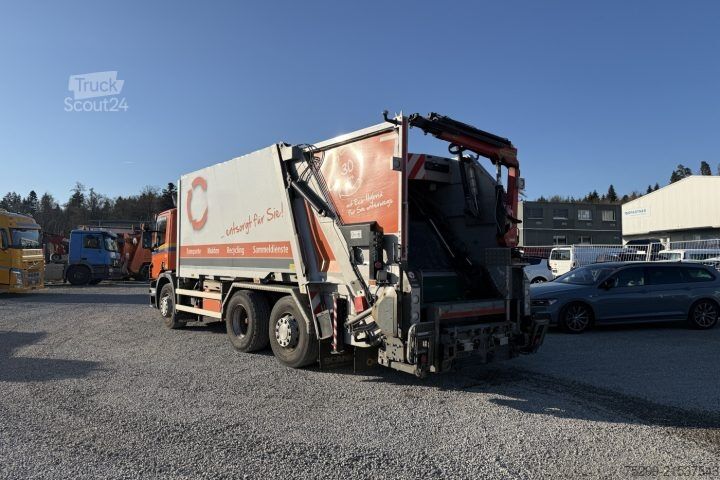 Camion à ordures Scania P320 LB 6x2*4 Palfinger PC 3800 / Swiss-Vehicle