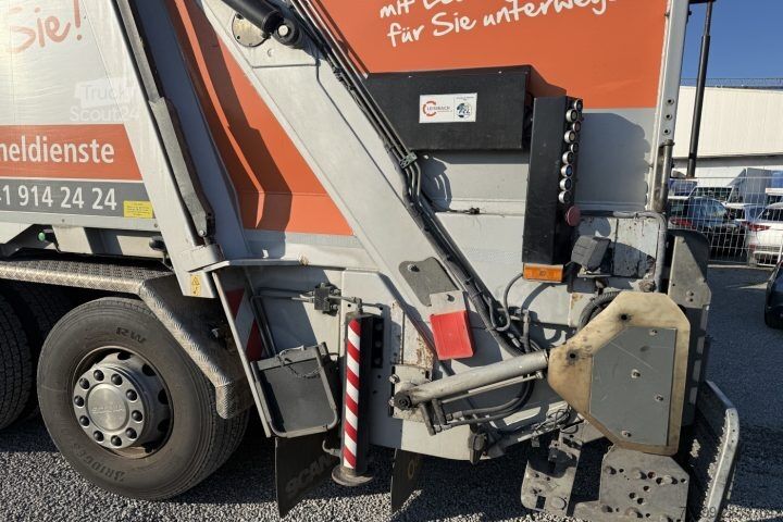 Camion à ordures Scania P320 LB 6x2*4 Palfinger PC 3800 / Swiss-Vehicle