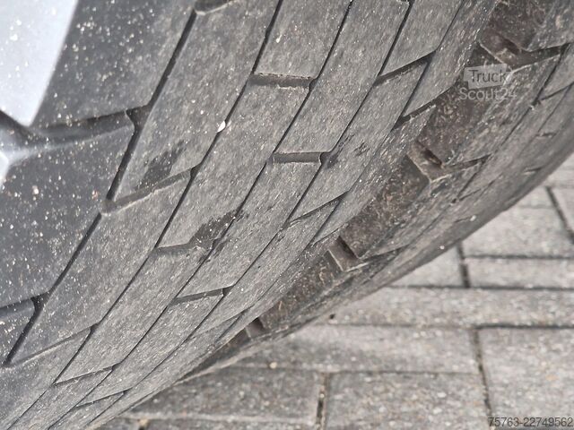 Standard-SZM Volvo FH 13.500 4x2 Globetrotter XL - I parkcool - 2x...