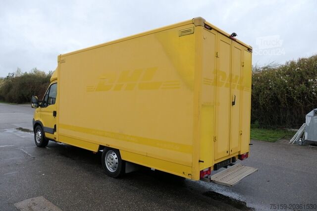 Dostavno vozilo s kesonom iveco Daily 35 S11 C30C AUTOMATIK KAMERA MAXI Regale DURCHGANG