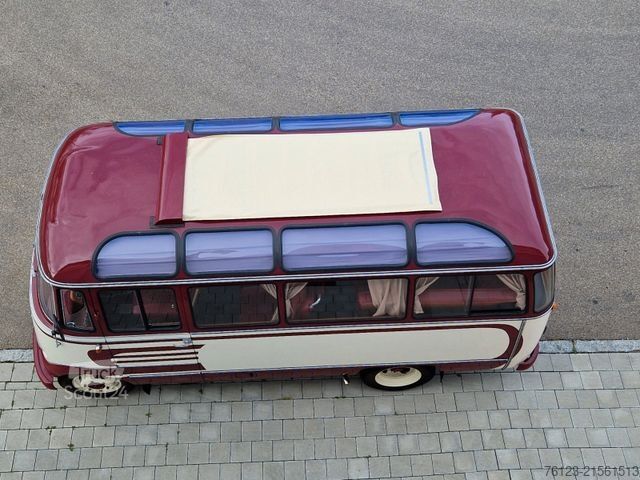 Minibus MERCEDES-BENZ Vorgänger Sprinter O 319 Samba mit Faltdach AC