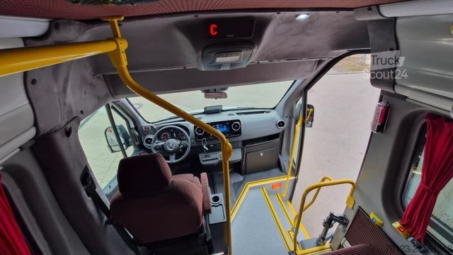 Minibús MERCEDES-BENZ Sprinter 517 Heckniederflur Vorlauffahrzeug