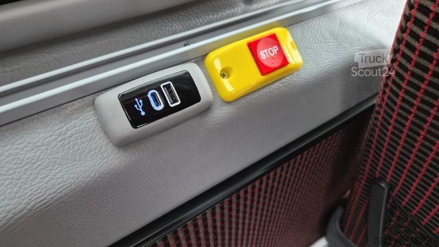 Minibús MERCEDES-BENZ Sprinter 517 Heckniederflur Vorlauffahrzeug