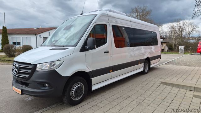 Minibús MERCEDES-BENZ Sprinter 517 Heckniederflur Vorlauffahrzeug