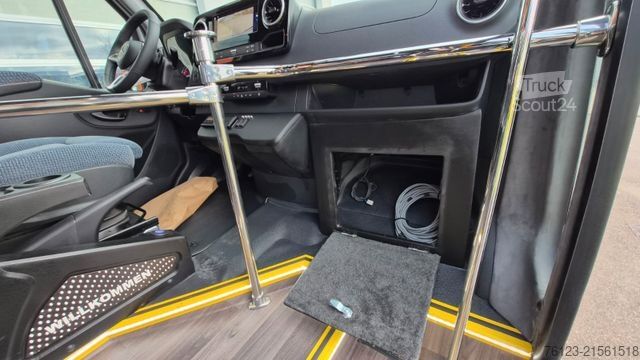 Minibús MERCEDES-BENZ Sprinter 517 Heckniederflur Vorlauffahrzeug
