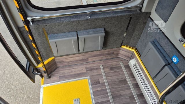 Minibús MERCEDES-BENZ Sprinter 517 Heckniederflur Vorlauffahrzeug