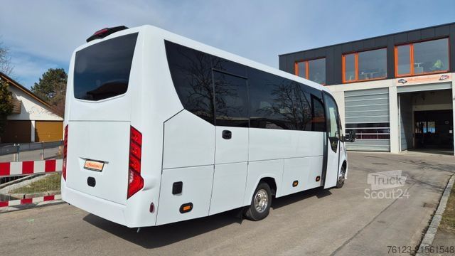 Minibus MERCEDES-BENZ Sprinter 519 29 SchlafsesselVorlauffahrzeug