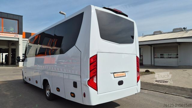 Minibus MERCEDES-BENZ Sprinter 519 29 SchlafsesselVorlauffahrzeug