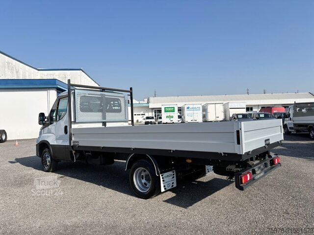 Dubă cu caroserie tip cutie IVECO Daily 35