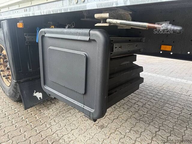  Schmitz Cargobull Boxtrailer / Kofferauflieger