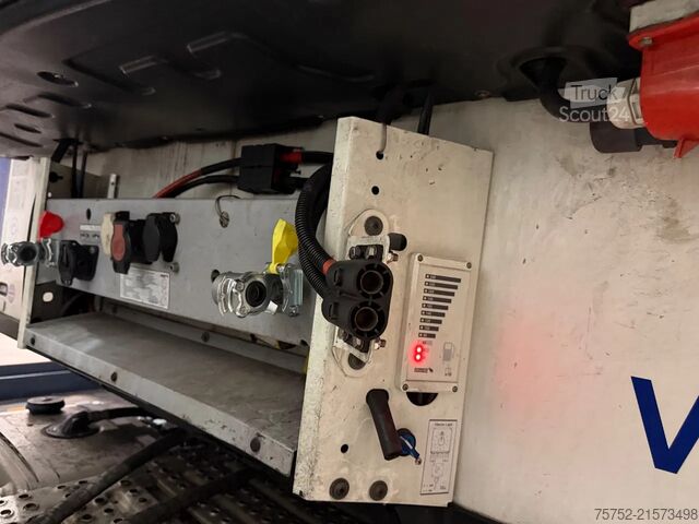 Transport chłodniczy/mrożony Schmitz Cargobull 3x!! SCB*S3B Thermo King SLX 400 2T LBW Bloemen...